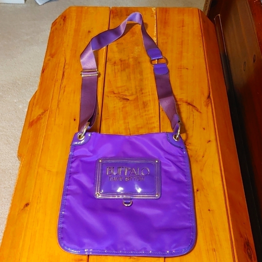 BUFFALO DAVID BITTON CROSSBODY BAG